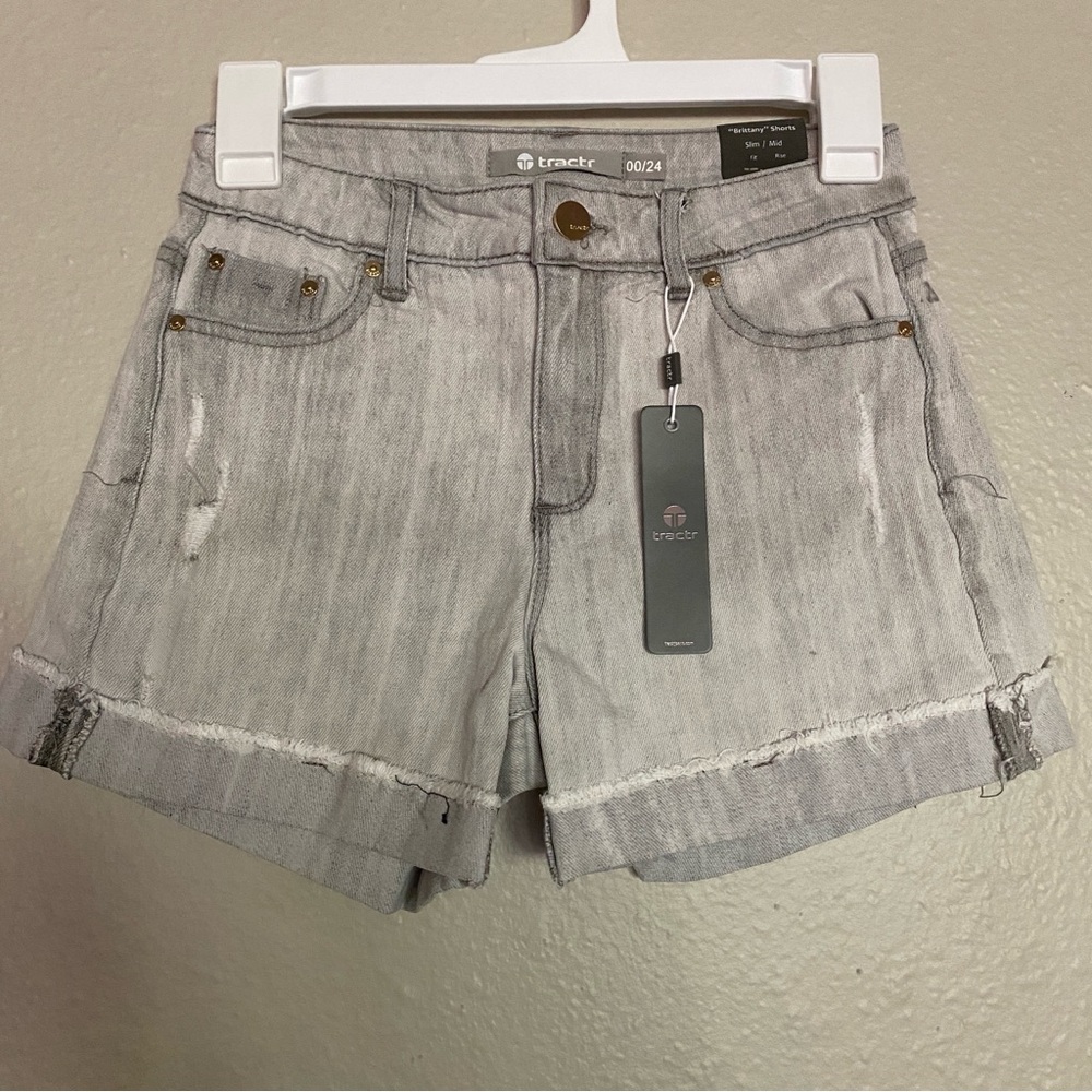 NWT Tractr “Brittany” Slim Fit Mid-Rise Shorts | Grey | Size 00/24